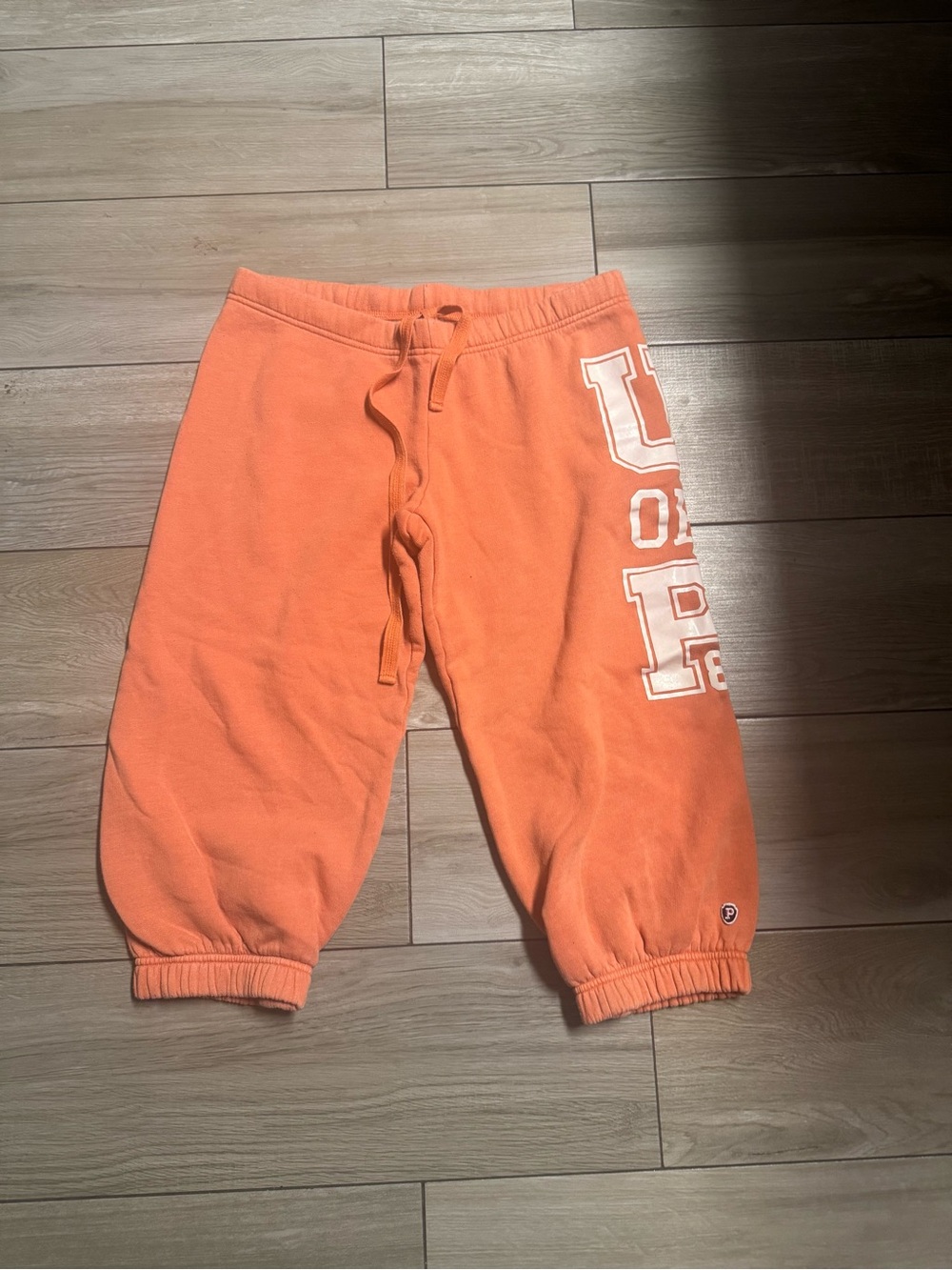 Y2K vintage vs Pink capri joggers sweats